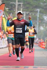 BIB: 47189
                            <button type="button" onclick="openModal(8160763)" class="btn btn-primary btn-sm float-right btn-popup" data-toggle="modal" data-target=".modal-high-quality">
                        <i class="fas fa-shopping-cart"></i> Add to Cart
                    </button>
                                            <button type="button" onclick="isThisMe(8160763, true)" class="btn btn-success btn-sm float-right btn-popup btn-isme hidden" data-toggle="tooltip" data-placement="bottom" title="นี่คือรูปของคุณใช่ไหม คลิกที่นี่เพื่อเอาเข้าอัลบั้ม">
                        <i class="fas fa-plus"></i> Add to album
                    </button>
                    <button type="button" onclick="isThisMe(8160763, false)" class="btn btn-warning btn-sm float-right btn-popup btn-isnotme hidden">
                        <i class="fas fa-ban"></i> Remove from album
                    </button>